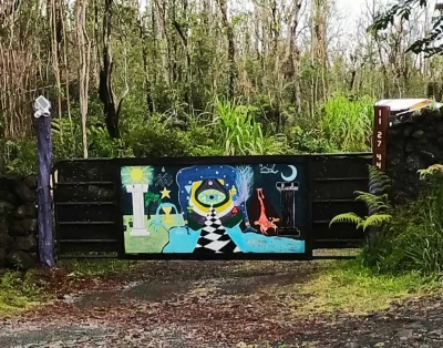 Volcano Eco Retreat: Off-Grid Container Hideaway in Volcano HI